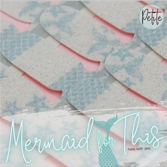 *Retired* Color Street: Mermaid for This (petite) | Scales White Blue Glitter - Picture 8 of 13